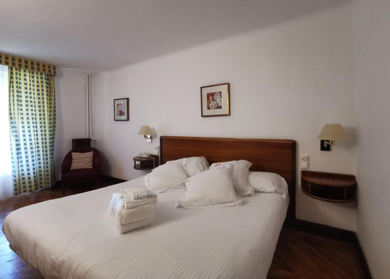 Hotel Adsera La Molina  Zewnętrze zdjęcie