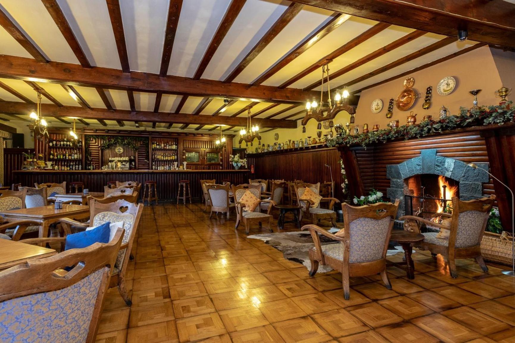 Hotel Adsera La Molina  Zewnętrze zdjęcie