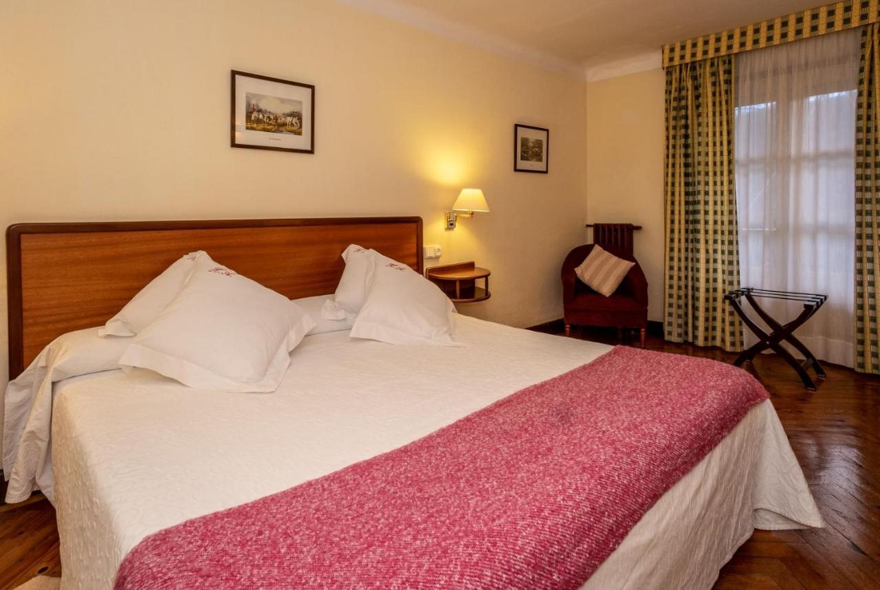 Hotel Adsera La Molina  Zewnętrze zdjęcie